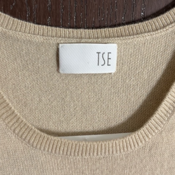 TSE Cashmere Top - Picture 3 of 4